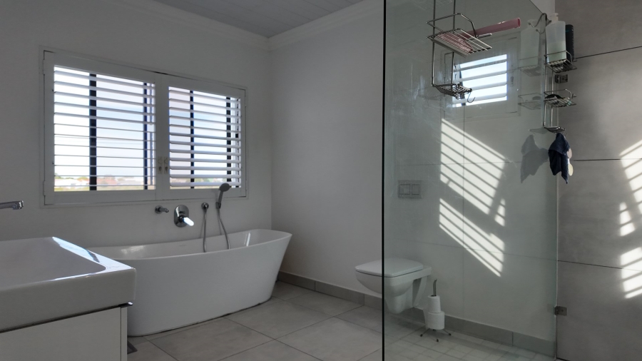 3 Bedroom Property for Sale in Stilbaai Wes Western Cape